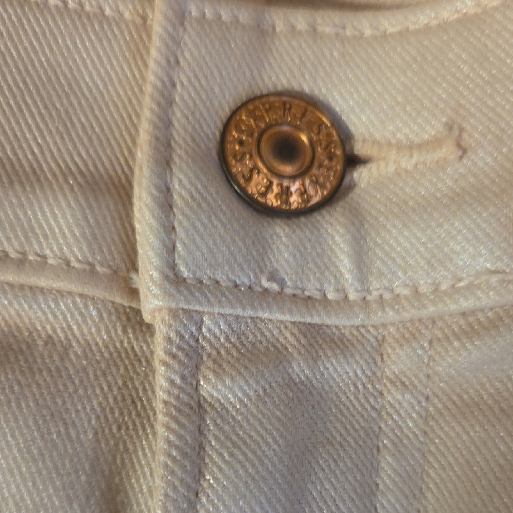 Express Women's Light Tan Jean Shorts - Picture 3 of 13